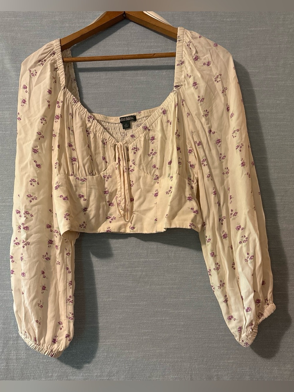 Wild Fable Boho Crop Top Long Puff Sleeve Cream/Purple Floral Women’s Sz M